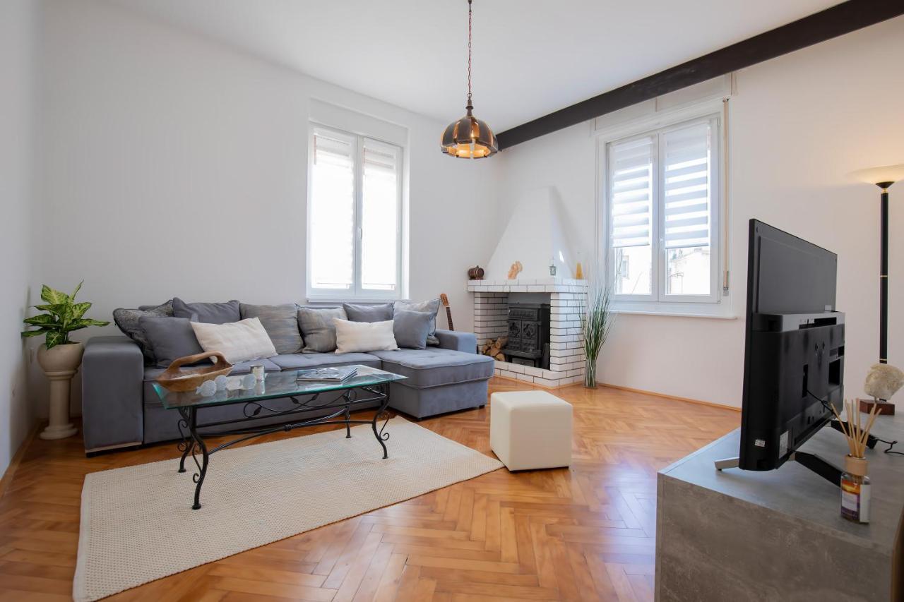 Amphitheater Apartment PUY Exterior foto